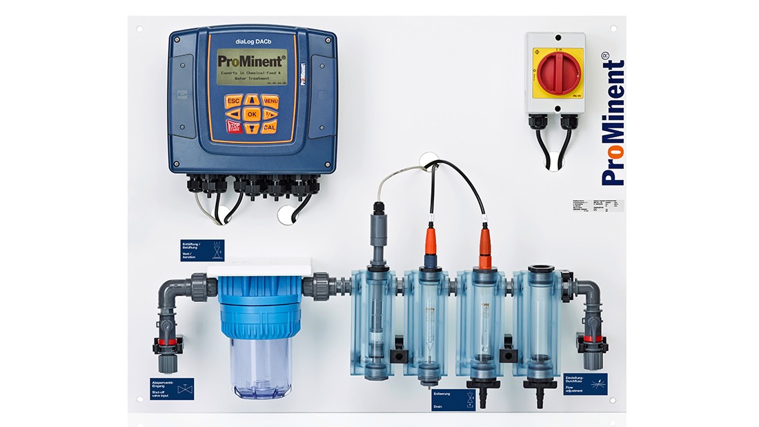 Sistema di misura e regolazione DULCOTROL acqua potabile/F&B